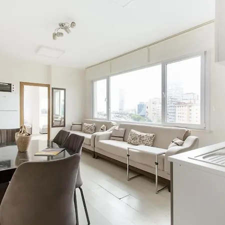 Central With Amazing City View Near Cevahir Mall In Sisli Apartment Istanbul