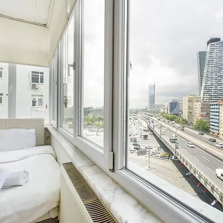 Apartment Central With Amazing City View Near Cevahir Mall In Sisli *